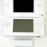 nintendo_ds_lite