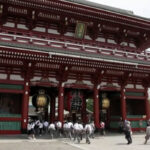 asakusa-tokyo-gate